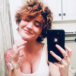 Meet your Posher, Brianna